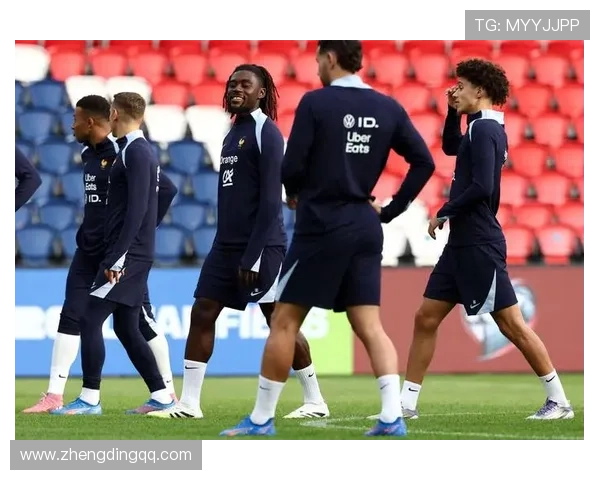 国家队备战世界杯预选赛主帅强调年轻球员担当与经验融合打造全新体系